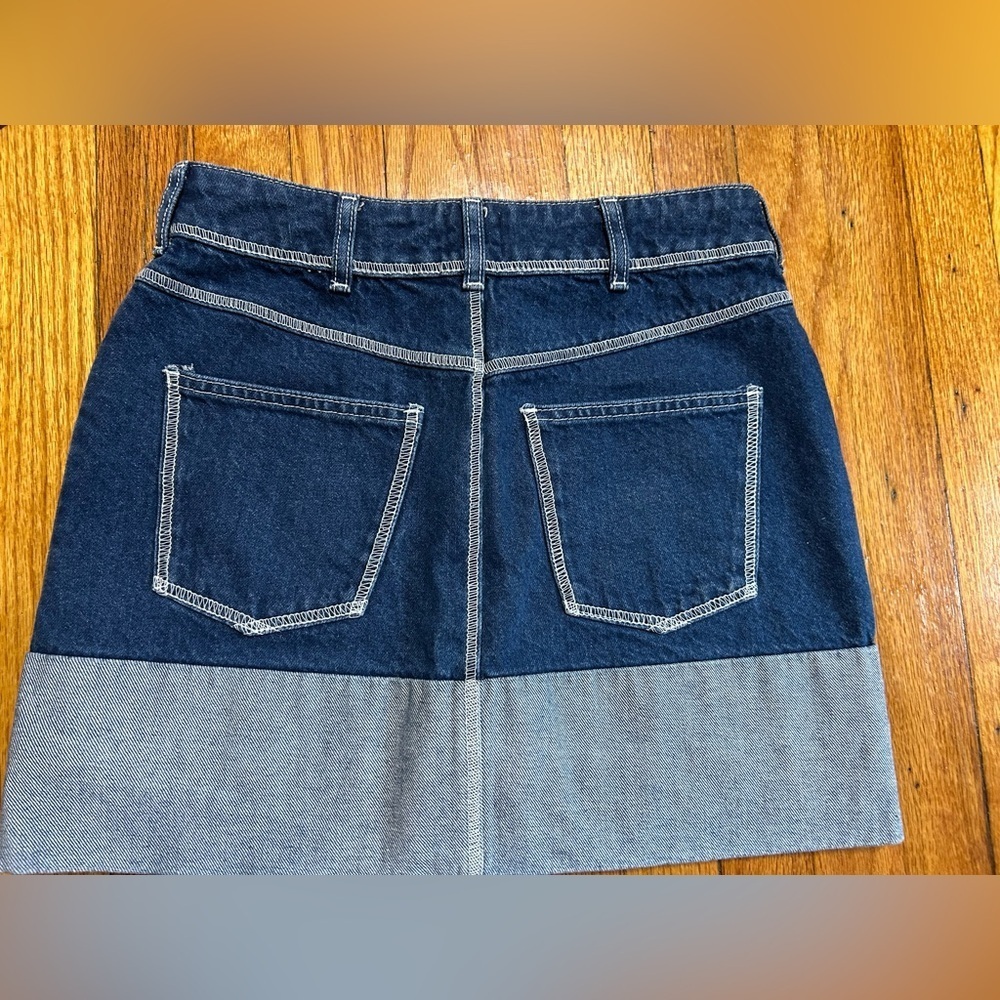 Urban Outfitters BDG‎ Denim Mini Skirt Size Small Classic Blue Jean Short - Picture 6 of 8